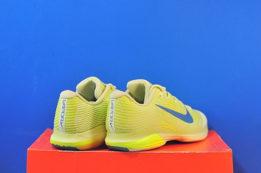Кросівки Nike Vapor 12 Premium Women's Hard Court Tennis HF7834-300 HF7834-300 фото