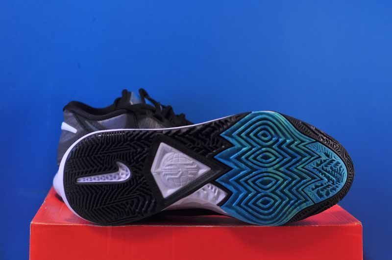 Кросівки Nike Kyrie 8 Orca Black Mercury Grey DJ6017-001 DJ6017-001 фото