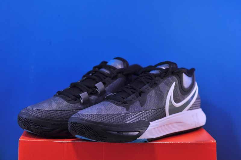 Кросівки Nike Kyrie 8 Orca Black Mercury Grey DJ6017-001 DJ6017-001 фото