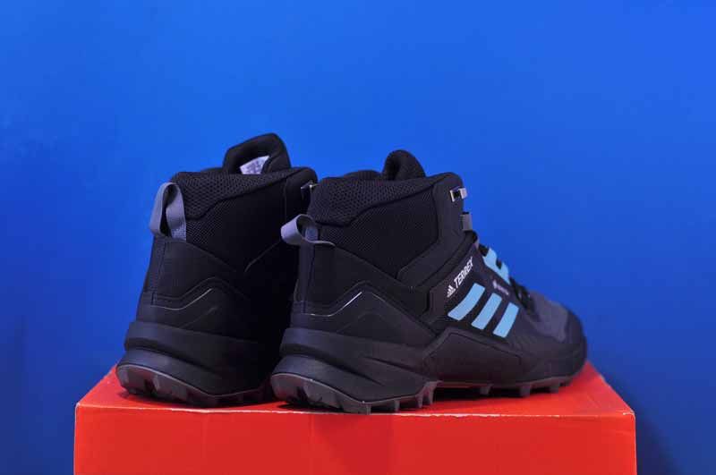 Кросівки Adidas Terrex Swift R3 Mid Gore-Tex Hiking GZ3043 GZ3043 фото