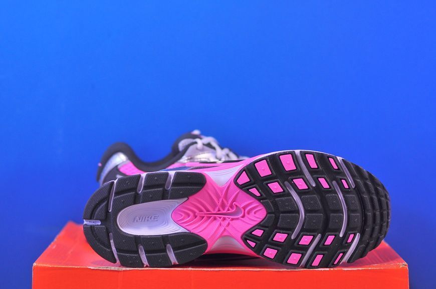 Кросівки Nike V5 RNR HQ7901-601 HQ7901-601 фото
