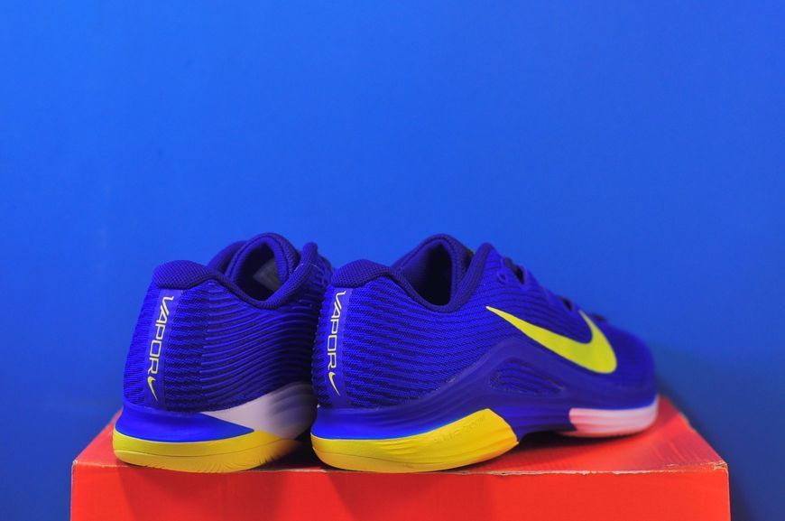 Тенісні кросівки Nike Zoom Vapor 12 FV5552-401 FV5552-401 фото