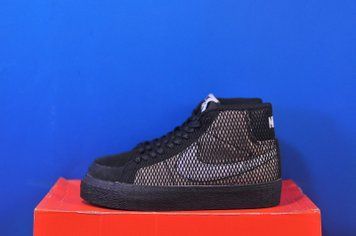 Кросівки Nike Zoom Blazer Mid Premium Sb Black/Grey FN6038-100 FN6038-100 фото