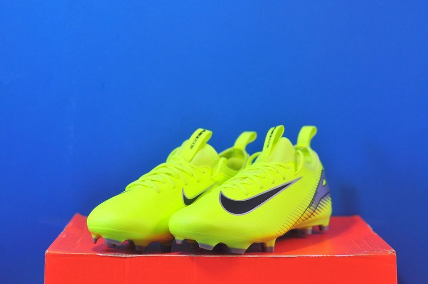 Бутси Nike Air Zoom Mercurial Vapor 16 Academy MG FQ8392-700 FQ8392-700 фото