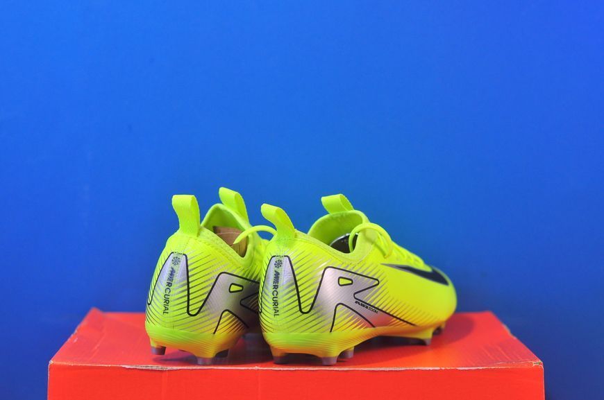 Бутси Nike Air Zoom Mercurial Vapor 16 Academy MG FQ8392-700 FQ8392-700 фото