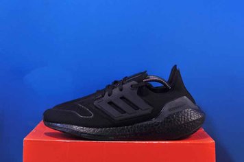 Кросівки Adidas Ultraboost 22 Black GZ0127 GZ0127 фото