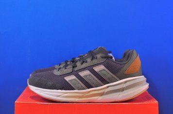 Кросівки Adidas Astrastar JP5940 JP5940 фото