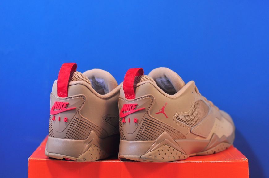 Кросівки Nike Air Jordan MVP 92 HQ3950-200 HQ3950-200 фото