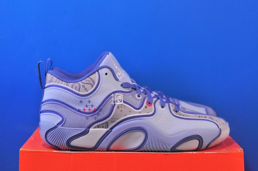 Кросівки Nike Air Jordan Tatum 3 Light Blue/Grey HV5878-401 HV5878-401 фото