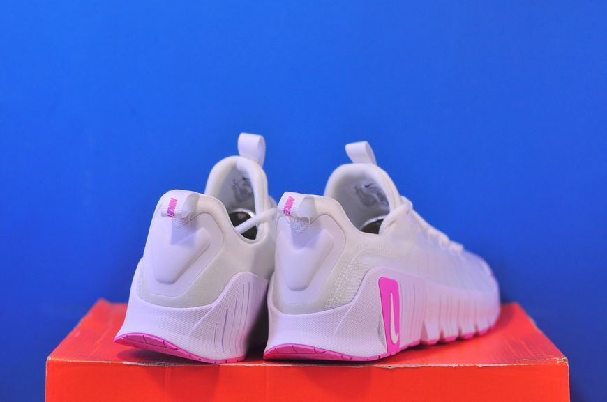 Кросівки Nike Free Metcon 6 FJ7126-109 FJ7126-109 фото