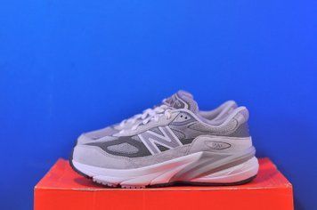 Кросівки New Balance 990 V6 Grey XGC990GL6 XGC990GL6 фото