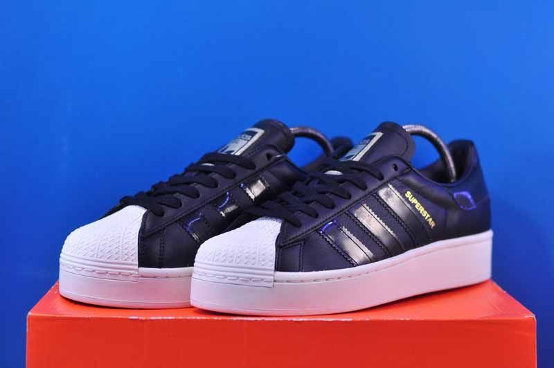 Кросівки Adidas Superstar Bold FV3354 FV3354 фото