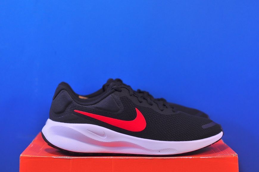 Кросівки Nike Revolution 7 FB2207-003 FB2207-003 фото