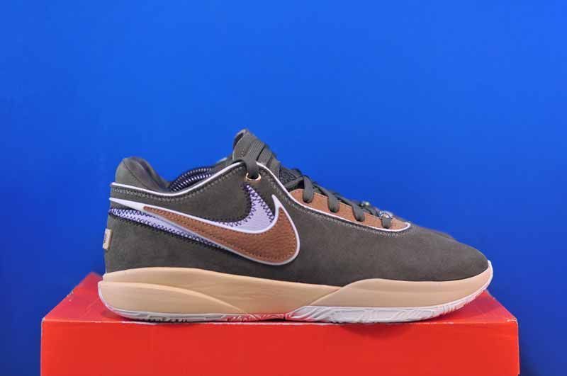 Кросівки Nike Lebron Xx Green DV1193-901 DV1193-901 фото