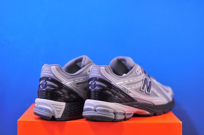 Кросівки New Balance 1906R M1906RLG M1906RLG фото