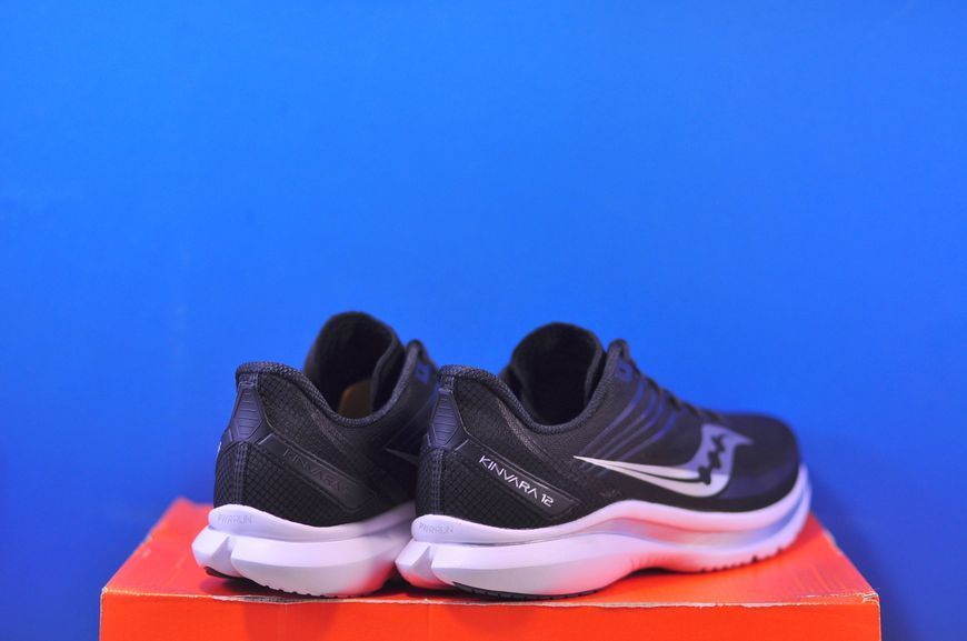 Кросівки Saucony Kinvara 12 Black S20619-45 S20619-45 фото