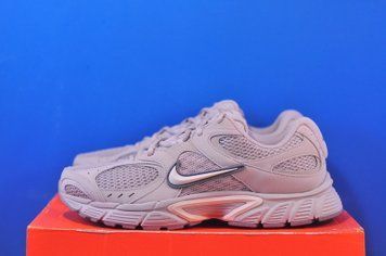 Кросівки Nike V5 Rnr II6292-201 II6292-201 фото