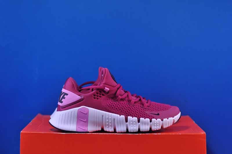 Кросівки Nike Free Metcon 4 Pink CZ0596-600 CZ0596-600 фото