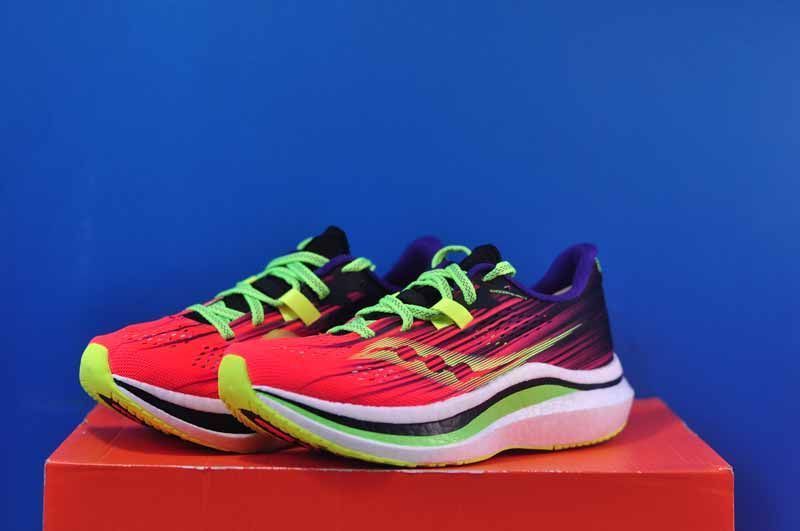 Кросівки Saucony Endorphin Pro S10687-65 S10687-65 фото
