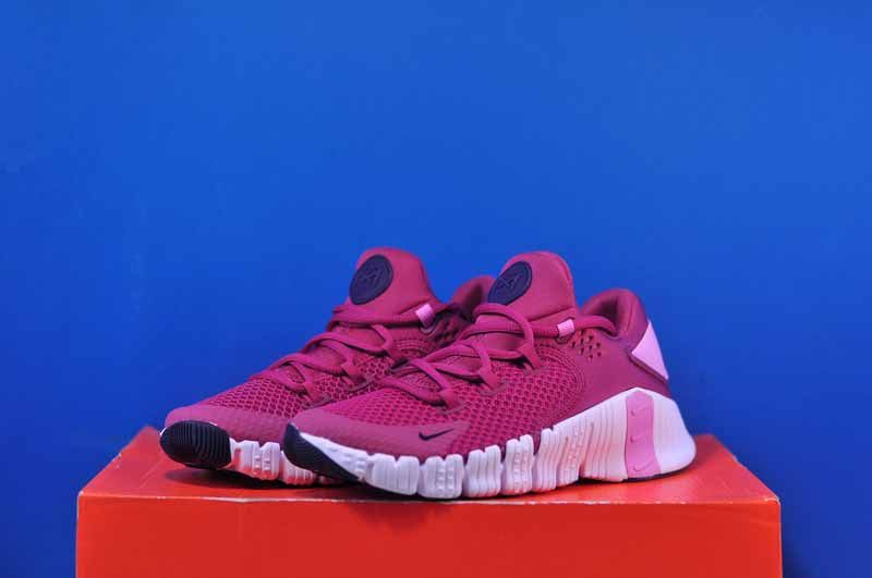 Кросівки Nike Free Metcon 4 Pink CZ0596-600 CZ0596-600 фото