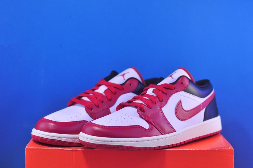 Кросівки Nike Air Jordan 1 Low Red/Black DC0774-160 DC0774-160 фото