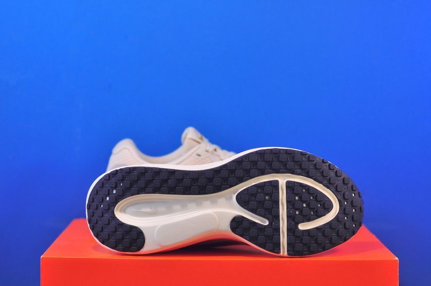 Кросівки Nike Revolution 8 HJ8485-201 HJ8485-201 фото