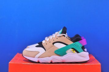 Кросівки Nike Air Huarache Premium White/Brown DV0486-100 DV0486-100 фото
