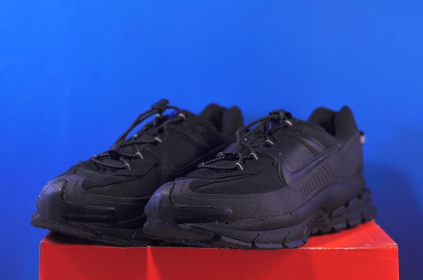 Кросівки Nike Zoom Vomero Roam Winterized FV2295-002 FV2295-002 фото