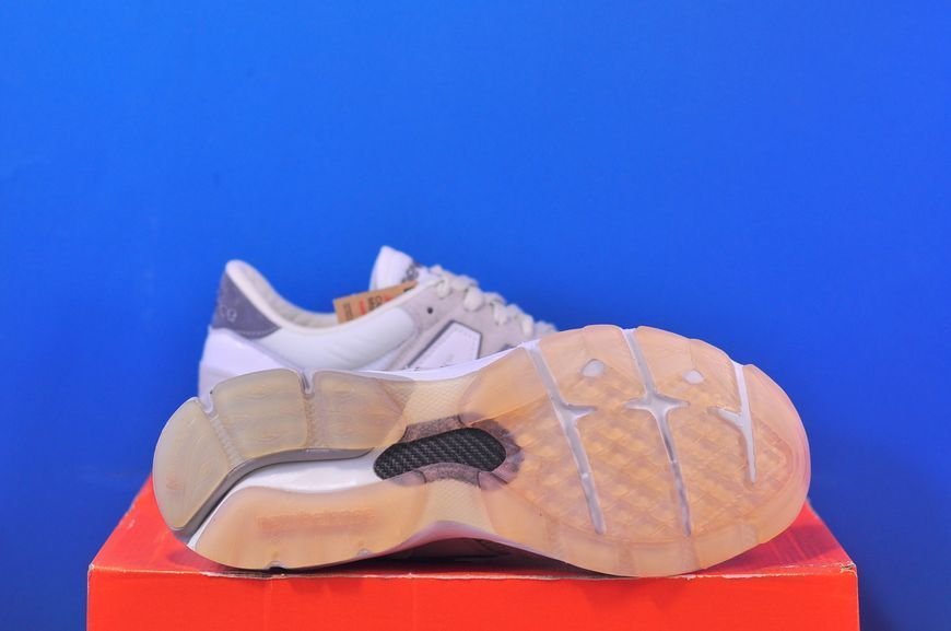 Кросівки New Balance 770 Shoes White/Grey M7709CV M7709CV фото