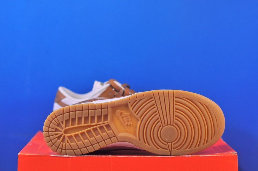 Кросівки Nike Dunk Low Lx FJ2260-001 FJ2260-001 фото