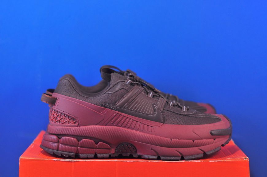 Кросівки Nike Zoom Vomero 5 Roam Baroque Brown HV6901-200 HV6901-200 фото