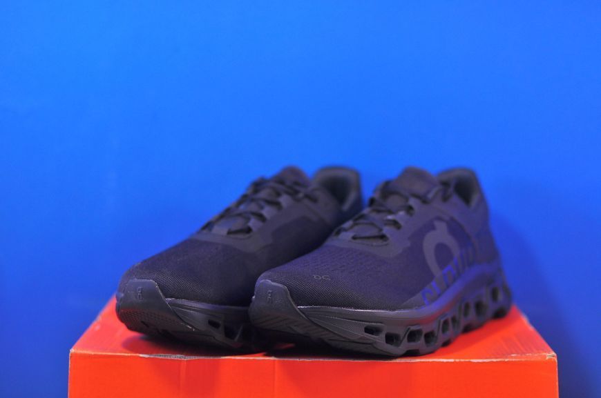 Кросівки On Cloudmonster Black 61.99025 61.99025 фото