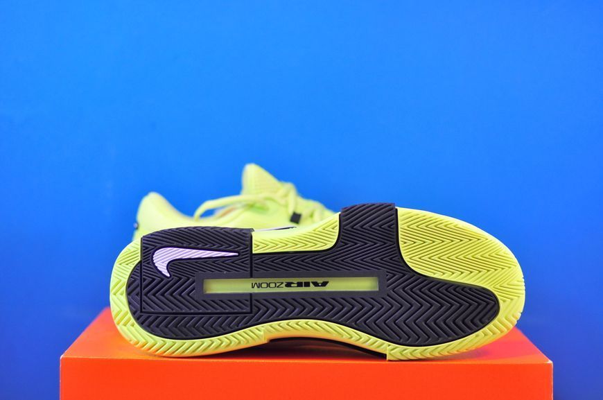 Кросівки Nike Zoom GP Challenge 1 HC Hard Court Tennis Shoes IQ5175-001 IQ5175-001 фото