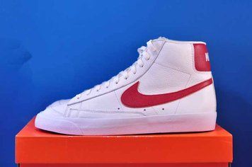 Nike Blazer Mid DO7432-900 фото