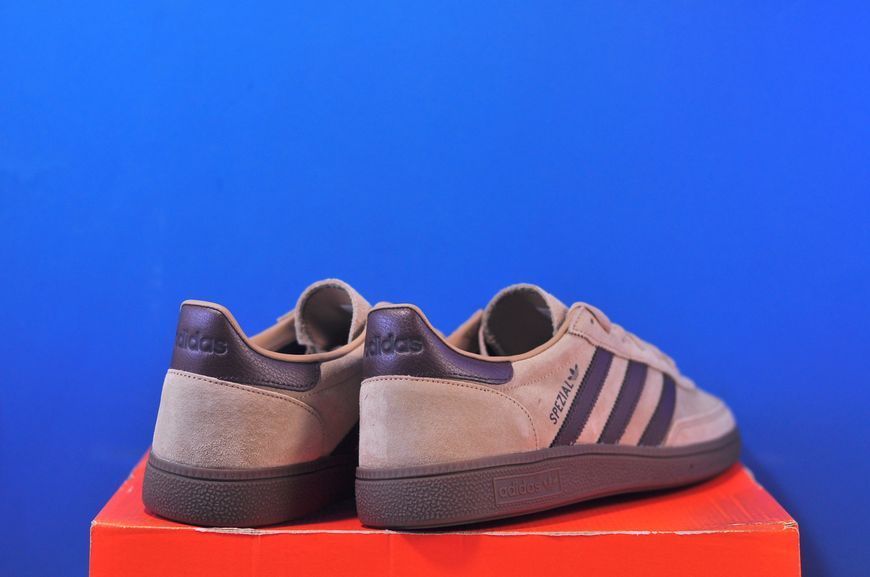 Кросівки Adidas Handball Spezial JQ9697 JQ9697 фото