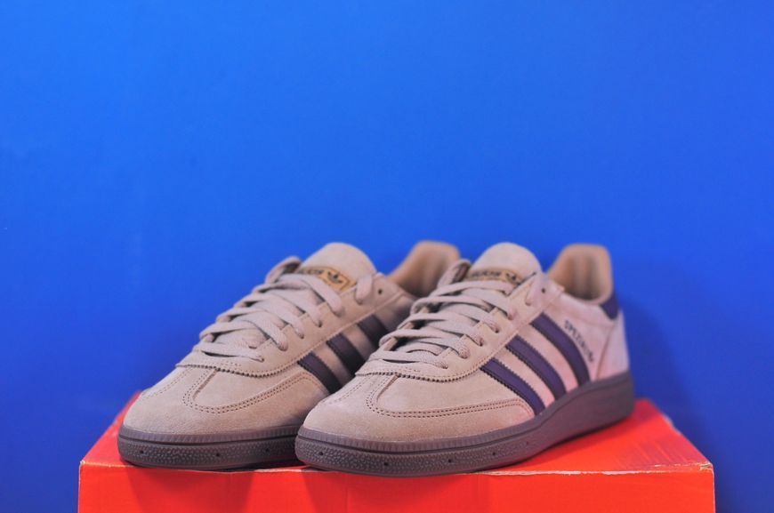 Кросівки Adidas Handball Spezial JQ9697 JQ9697 фото