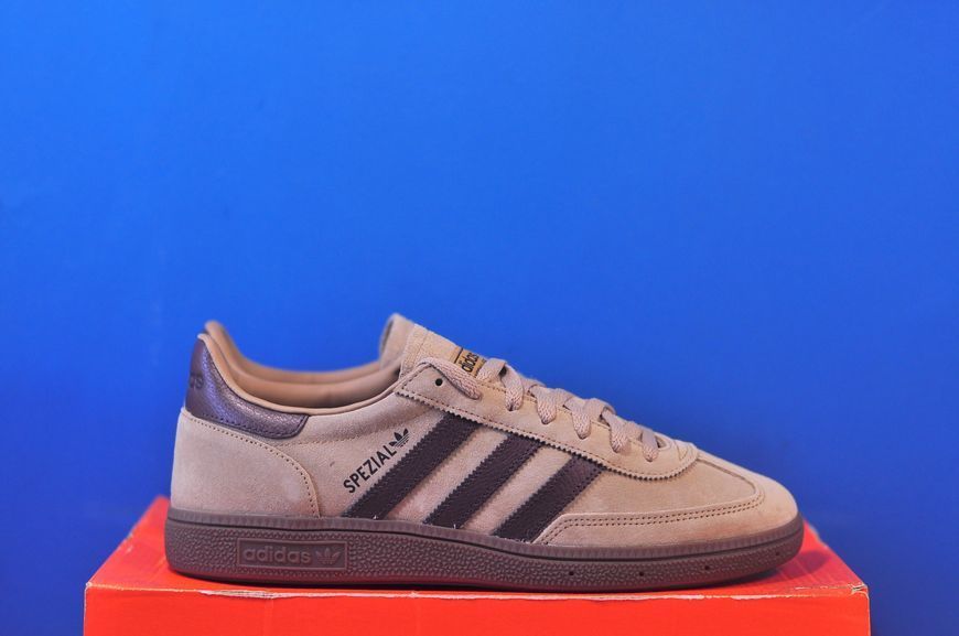 Кросівки Adidas Handball Spezial JQ9697 JQ9697 фото