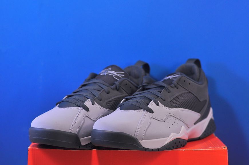 Кросівки Nike Air Jordan MVP 92 HQ3950-001 HQ3950-001 фото