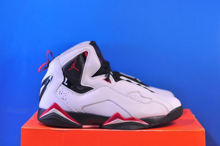 Кросівки Nike Air Jordan True Flight White 342964-160 342964-160 фото