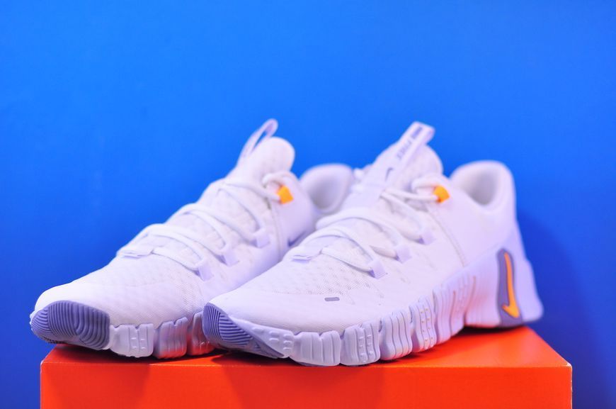 Кросівки Nike Free Metcon 5 White DV3949-102 DV3949-102 фото