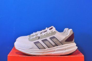 Кросівки Adidas Astrastar JP5939 JP5939 фото