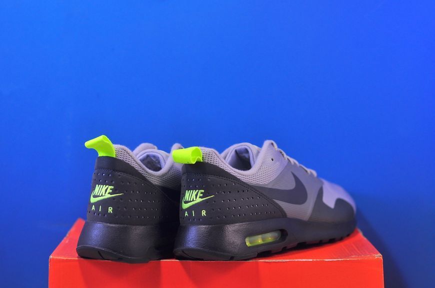 Кросівки Nike Air Max Tavas "Wolf Grey Anthracite" 705149-015 705149-015 фото