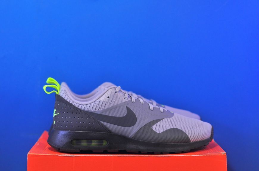 Кросівки Nike Air Max Tavas "Wolf Grey Anthracite" 705149-015 705149-015 фото
