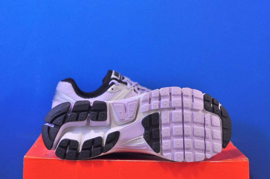 Кросівки Nike Air Zoom Vomero 5 Grey/Metallic IB7253-500 IB7253-500 фото