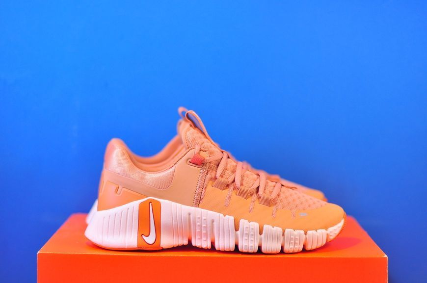 Кросівки Nike Free Metcon 5 DV3950-200 DV3950-200 фото