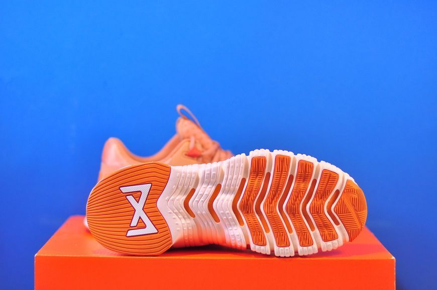 Кросівки Nike Free Metcon 5 DV3950-200 DV3950-200 фото