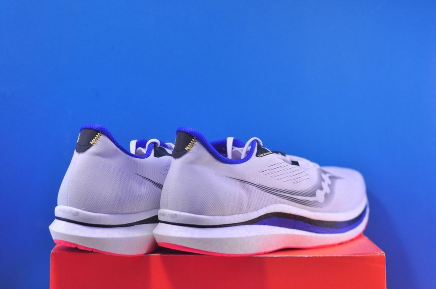 Кросівки Saucony Endorphin Pro 2 S20687-84 фото