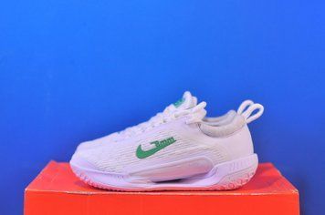 Тенісні кросівки Nike Court Zoom NXT HC DV3282-102 DV3282-102 фото