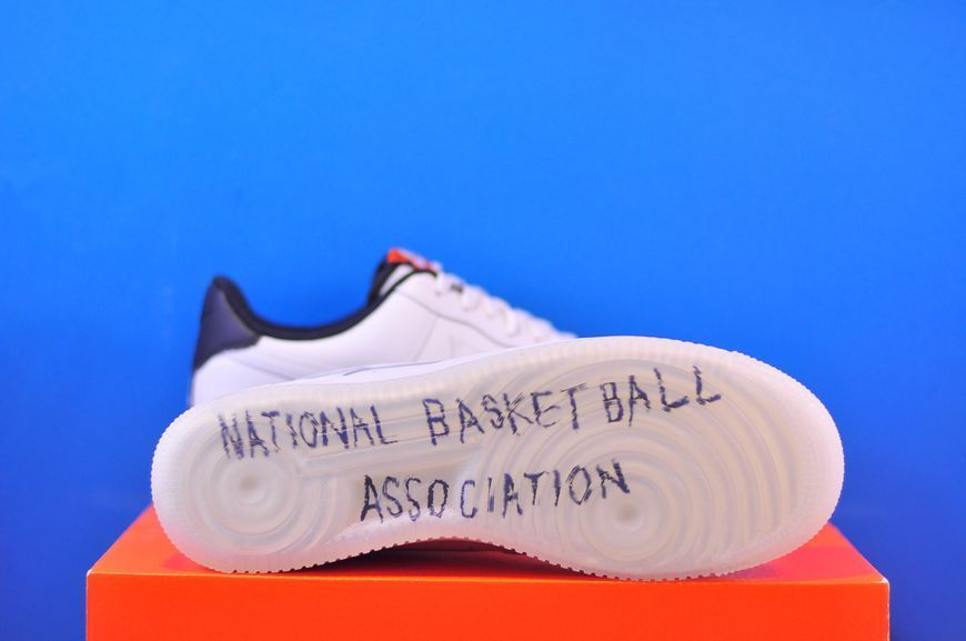 Кросівки Nike Air Force 1 07 NBA White IQ0293-030 IQ0293-030 фото
