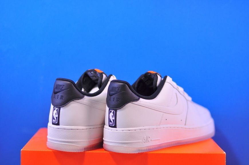 Кросівки Nike Air Force 1 07 NBA White IQ0293-030 IQ0293-030 фото